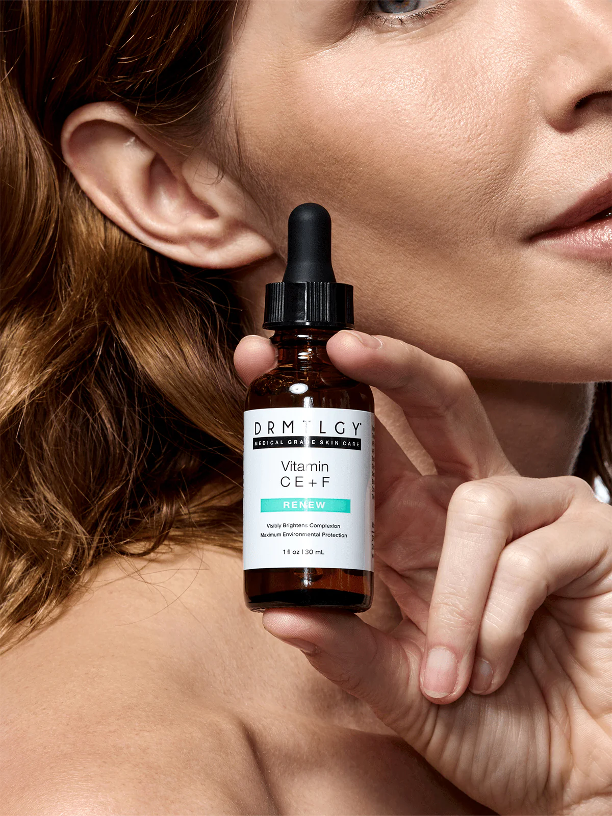 The Core3™ - Physical Tinted Moisturizer SPF44 - Image 7