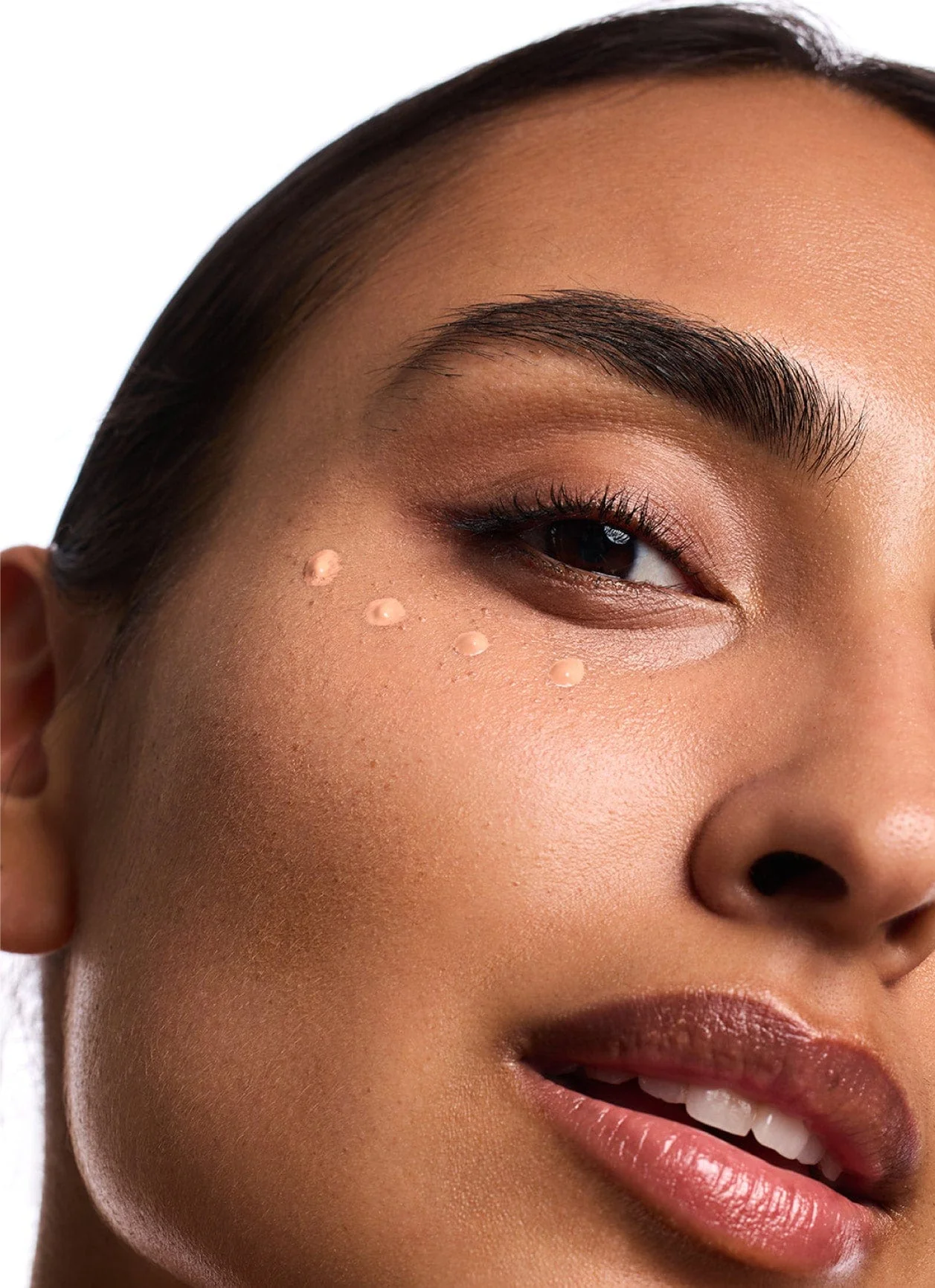 Luminous Eye Corrector® SPF 41 - Tan - Image 5